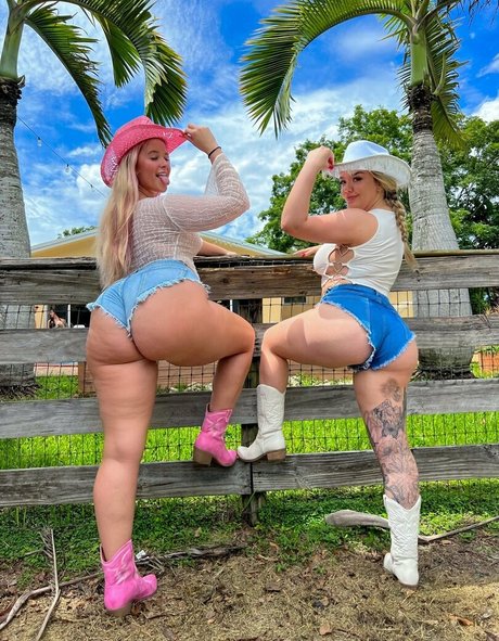 Foto desnuda filtrada de OnlyFans de Itshollybabyy12