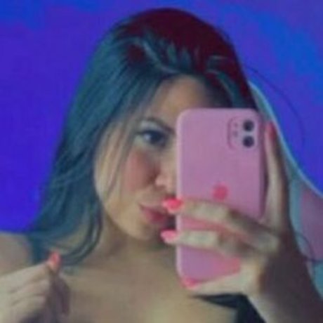 Foto desnuda filtrada de OnlyFans de Intrusaaa