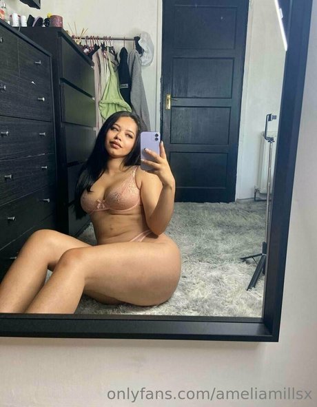 Ameliamillsx