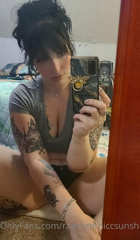 Raeofgothiccsunshine