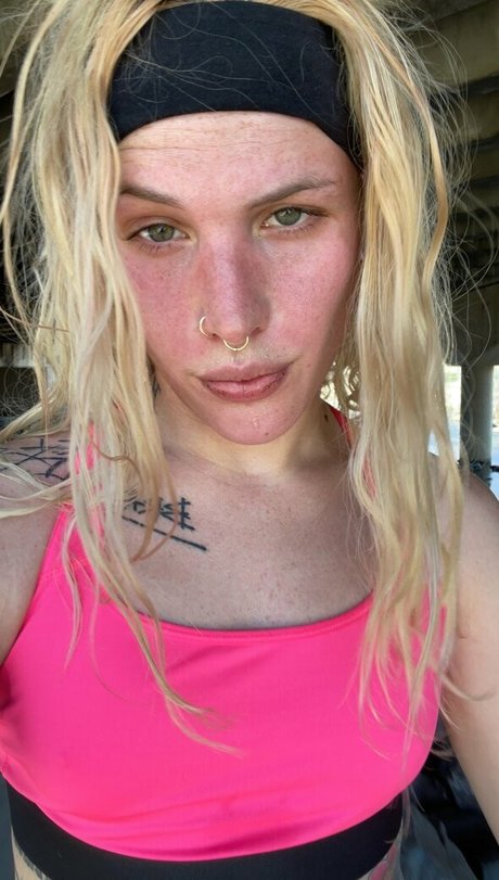 Lilkittyjadee