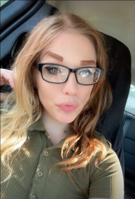 Foto desnuda filtrada de OnlyFans de Nicole Golomski