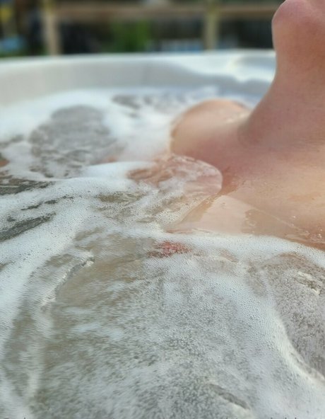 Canadiannaughtyneighbour