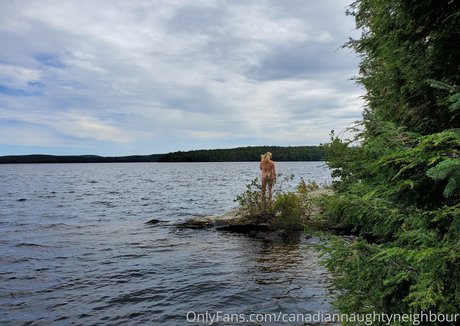 Canadiannaughtyneighbour