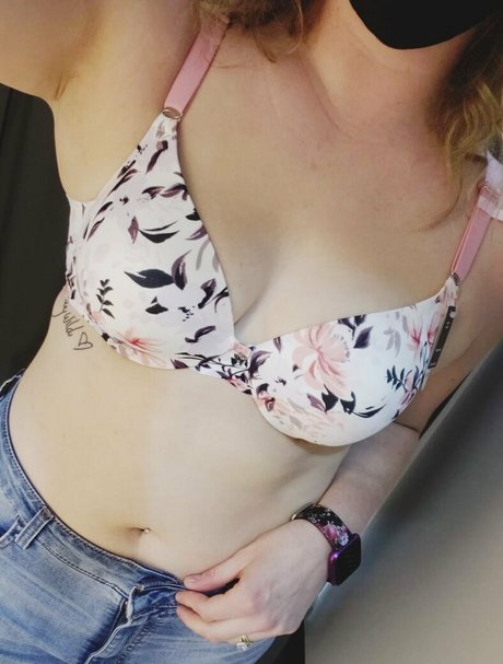 Canadiannaughtyneighbour