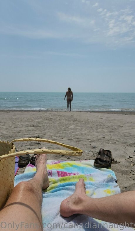 Canadiannaughtyneighbour