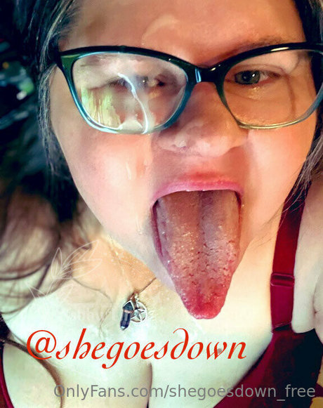 Shegoesdownfree