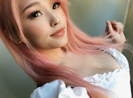 Kang Hee Yoon