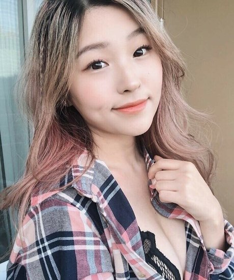 Kang Hee Yoon