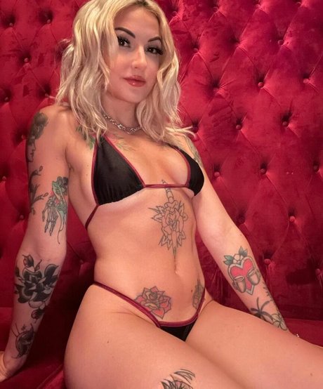 Foto desnuda filtrada de OnlyFans de Layni Baby