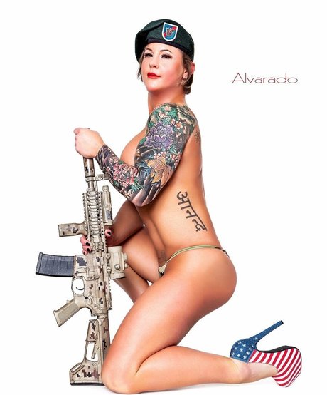 Girls With Guns