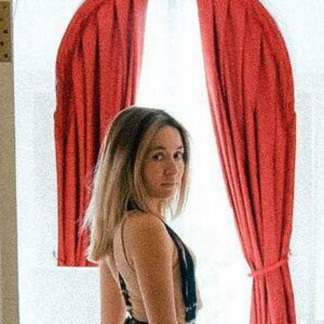 Foto desnuda filtrada de OnlyFans de Ellcrys