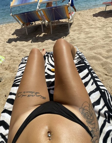 Foto desnuda filtrada de OnlyFans de Mirelamiri
