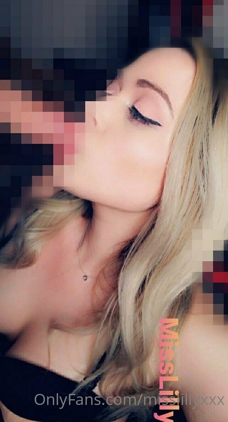 Misslillyxxx