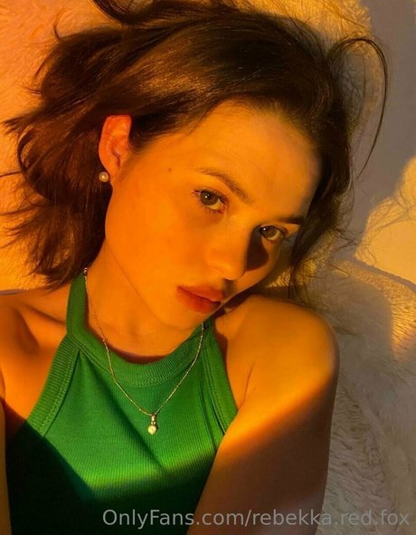 Rebekkaredfox