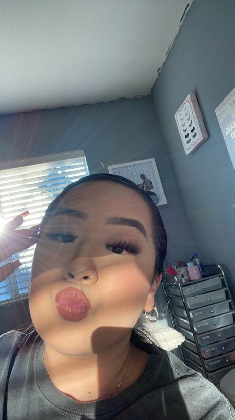 Foto desnuda filtrada de OnlyFans de Asianbbygirl18
