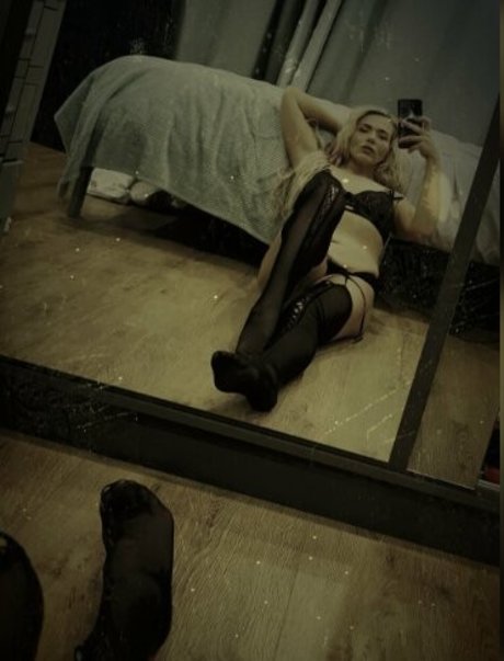Foto desnuda filtrada de OnlyFans de Session Moth Martina