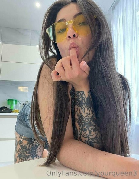 Yourqueen3