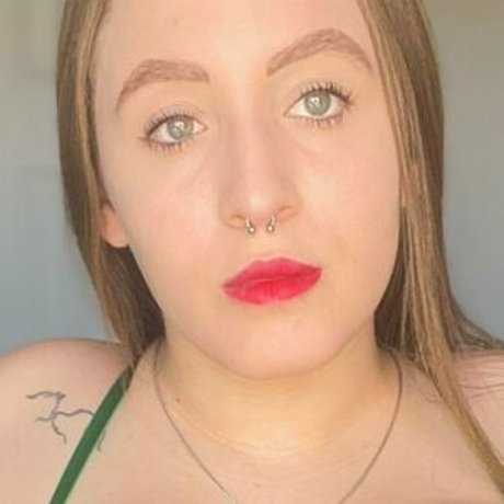 Foto desnuda filtrada de OnlyFans de Rajzoreo