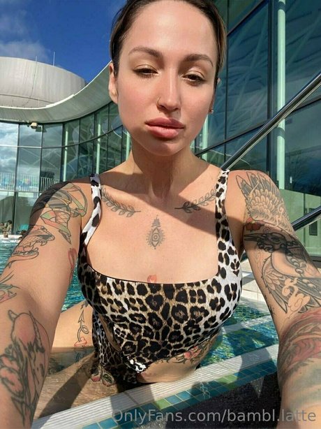 Foto desnuda filtrada de OnlyFans de Bambi Latte