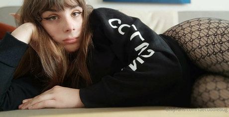 Foto desnuda filtrada de OnlyFans de Faecuddlebug