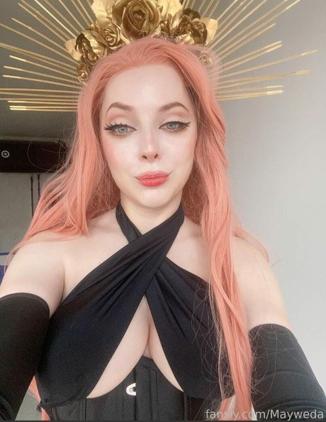 Mayweda Cosplay