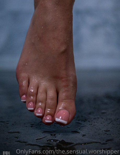 Thesensualworshipper