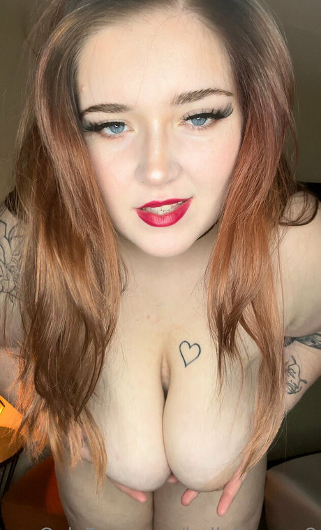 Foto desnuda filtrada de OnlyFans de Bellabaayyy2