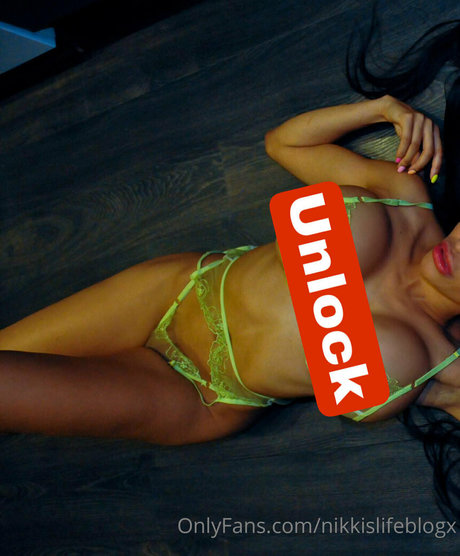 Nikkislifeblogx