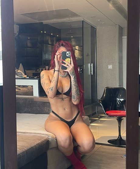Lara Silva