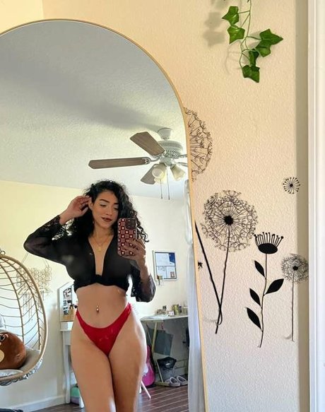 Foto desnuda filtrada de OnlyFans de Mstookyagurl