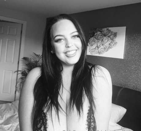 Bigboobedbritneyfree