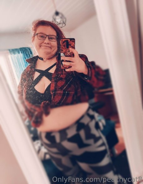 Peachycat8