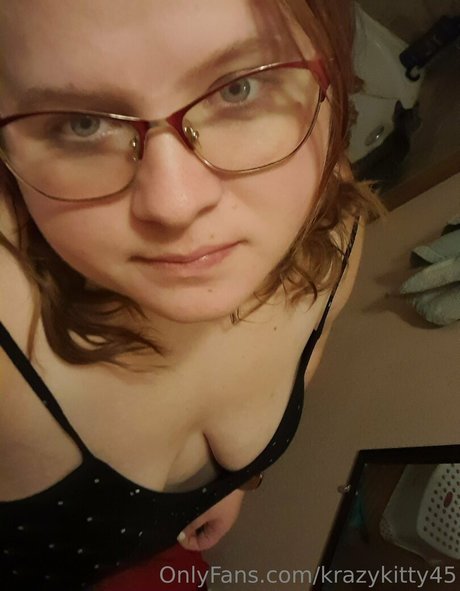Foto desnuda filtrada de OnlyFans de Krazykitty45