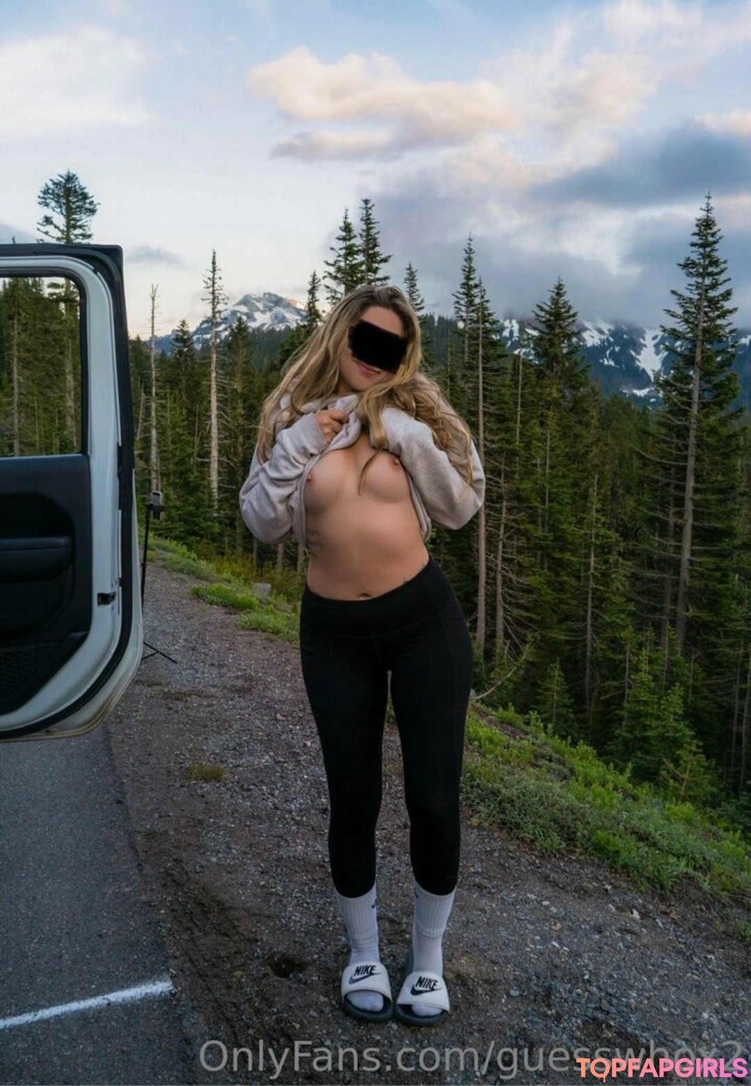 Foto desnuda filtrada de OnlyFans de Guesswhox2 #1406