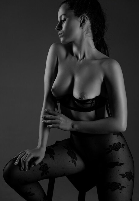 Foto desnuda filtrada de OnlyFans de Katerina Alyabova