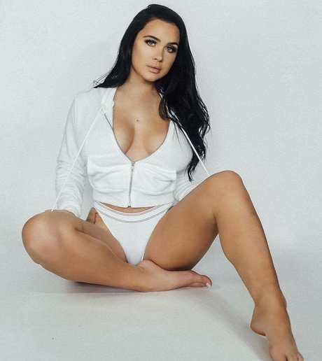 Sarah Love Macdonald