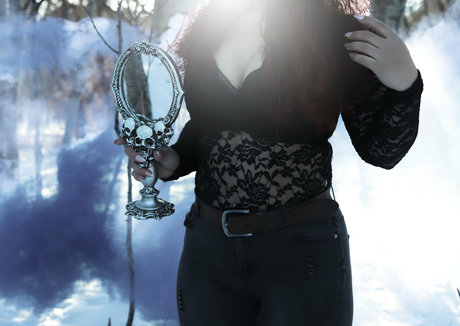 Foto desnuda filtrada de OnlyFans de Hazzardousmaterial