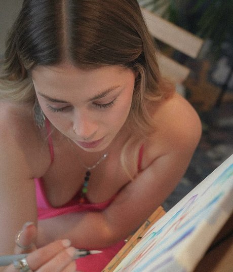 Emmily Mello