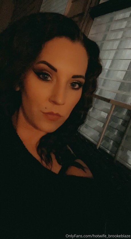 Hotwifebrookeblaze