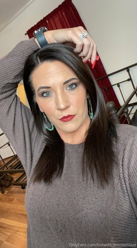Hotwifebrookeblaze
