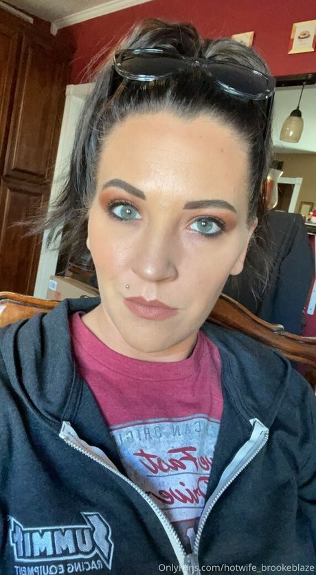 Hotwifebrookeblaze