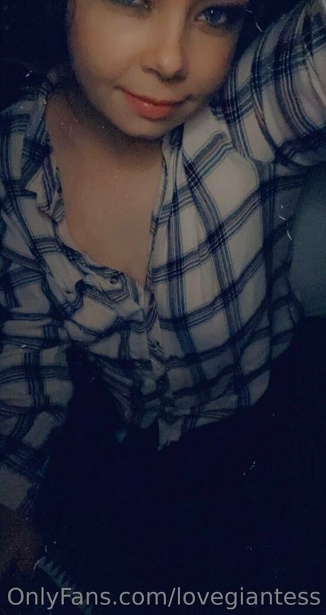 Lovegiantess