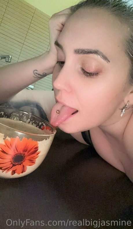 Realbigjasmine