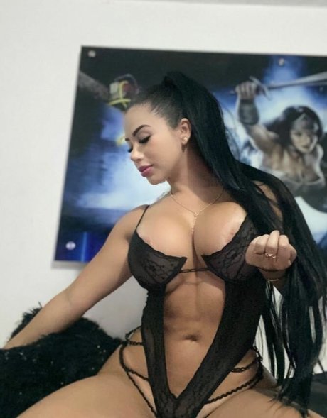 Foto desnuda filtrada de OnlyFans de Jakeline Serna