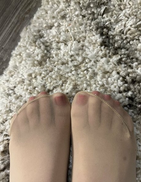 Pantyhoseprincess99