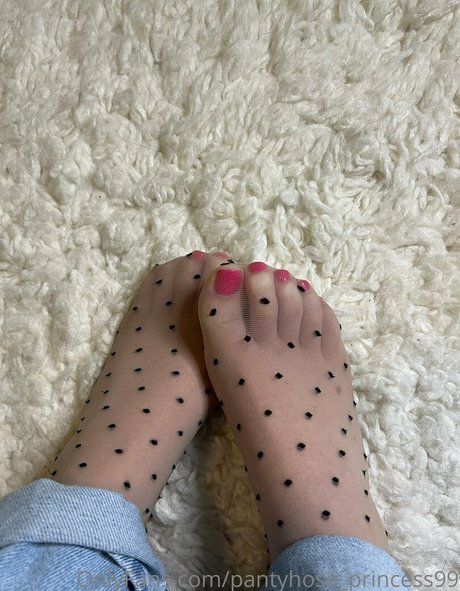 Pantyhoseprincess99