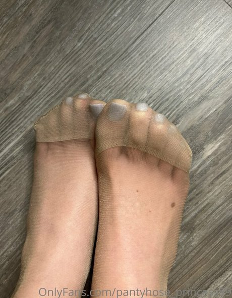 Pantyhoseprincess99