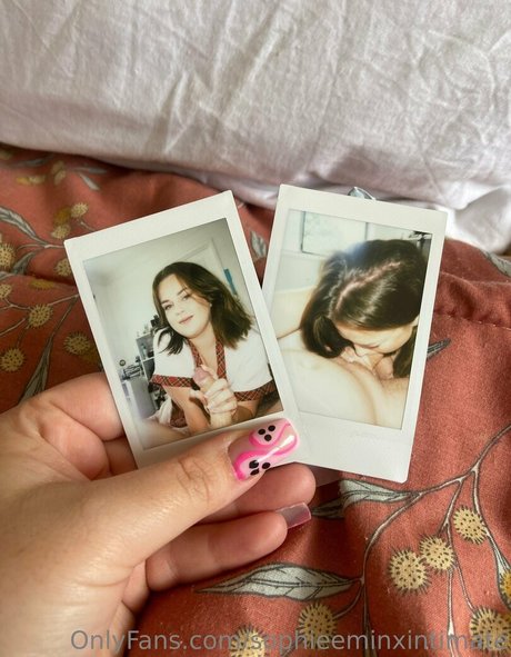 Sophieeminxintimate