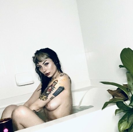 Foto desnuda filtrada de OnlyFans de Marsfromearth